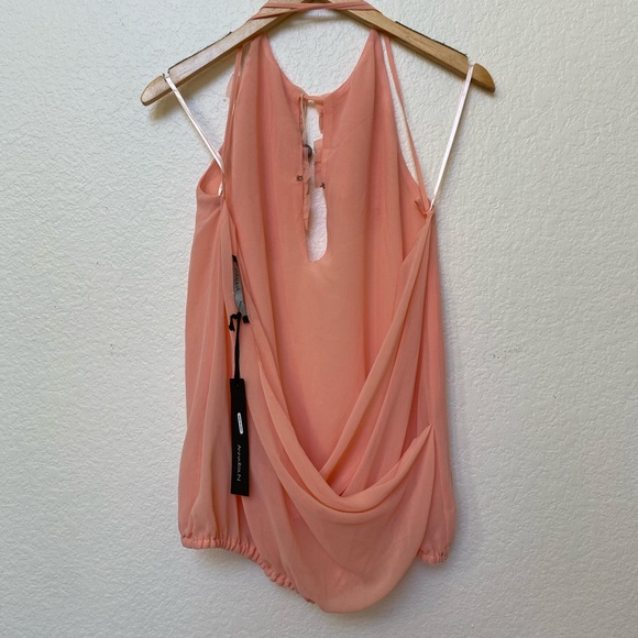 Annarita N open back blouse - Picture 4 of 11